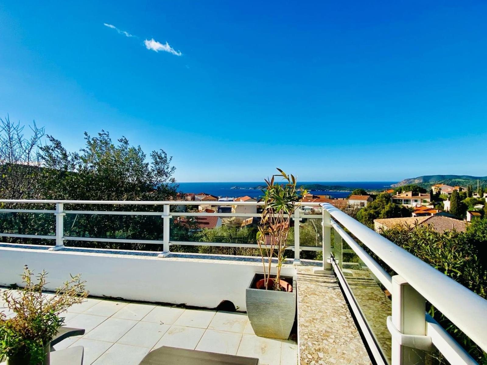 Villa Montalbo Vue Mer De 2 A 10 Personnes 卡尔热斯 外观 照片